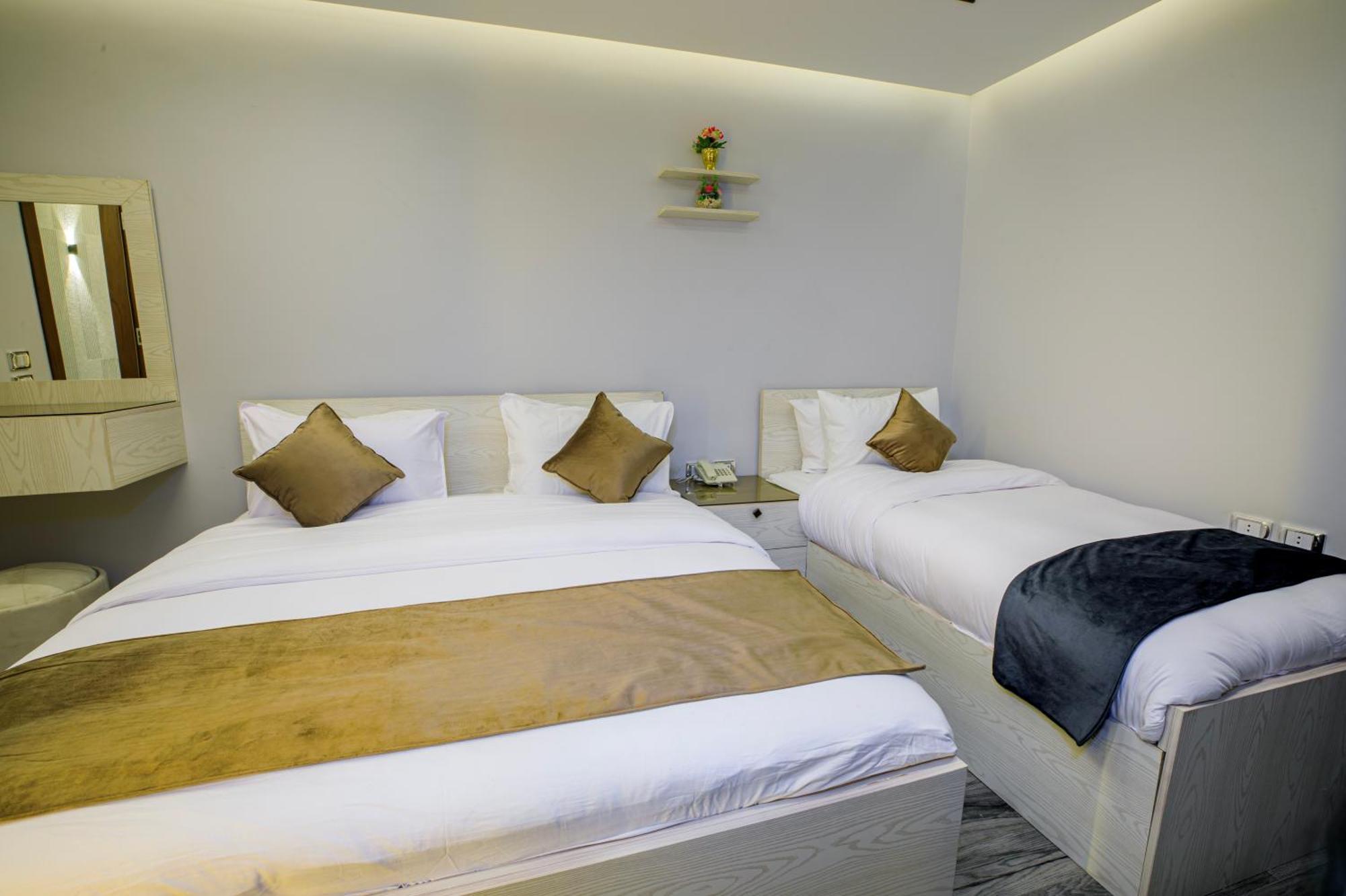 Piccolo Mondo Boutique Hotel Nazlet el-Sîsi Buitenkant foto